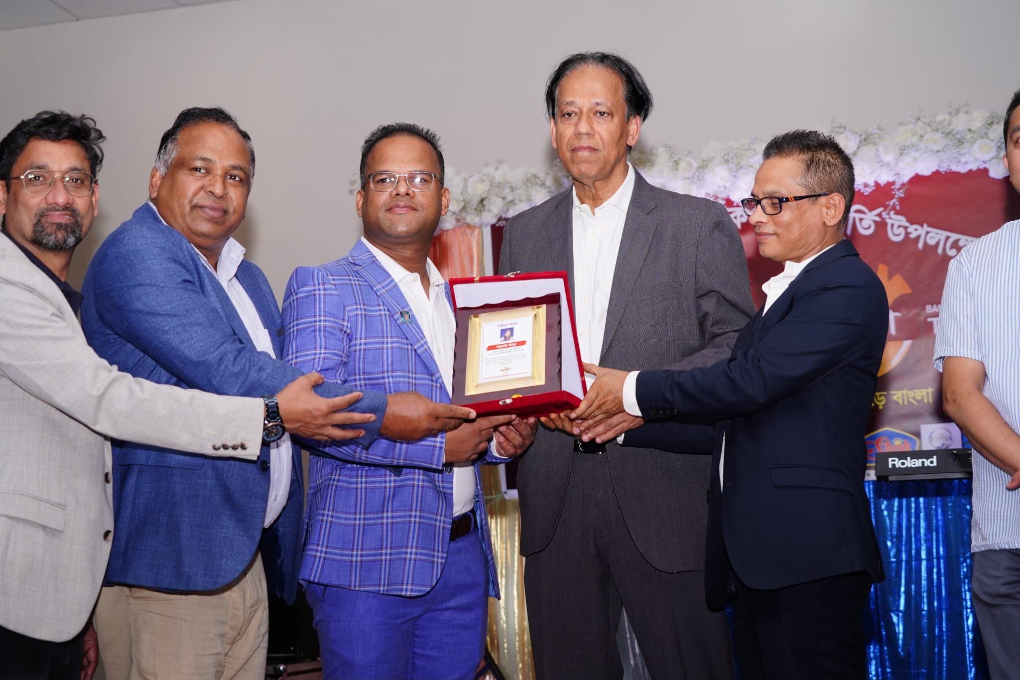 প্যারিসে নানা আয়োজনে বাংলা টিভির এক দশক পূর্তি উদযাপন