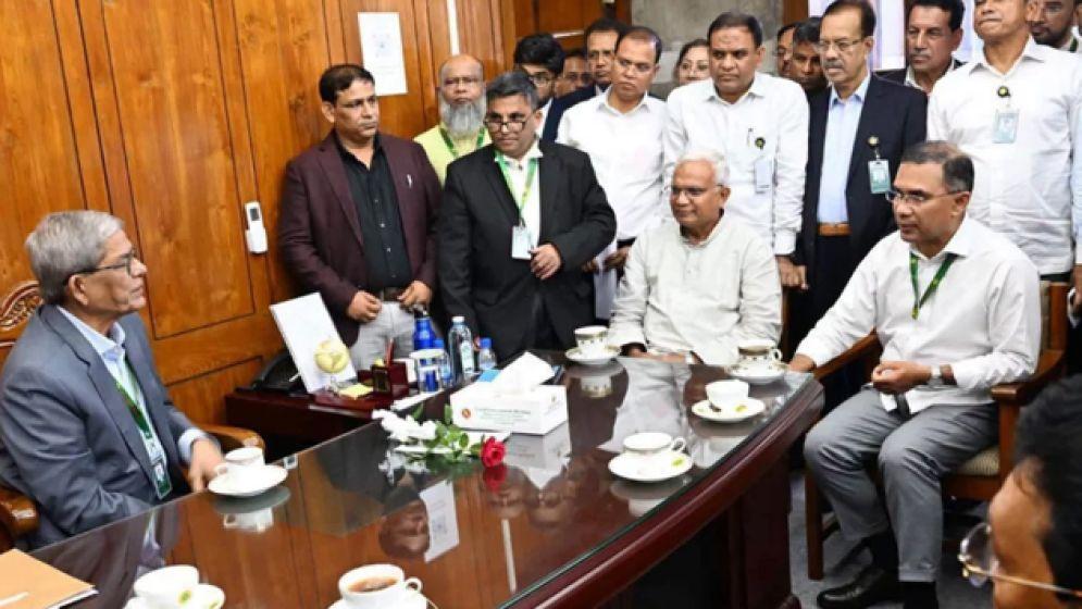 নবনির্বাচিত রাষ্ট্রপতি মির্জা ফখরুলের সঙ্গে প্রধানমন্ত্রী তারেক রহমানের  সাক্ষাৎ